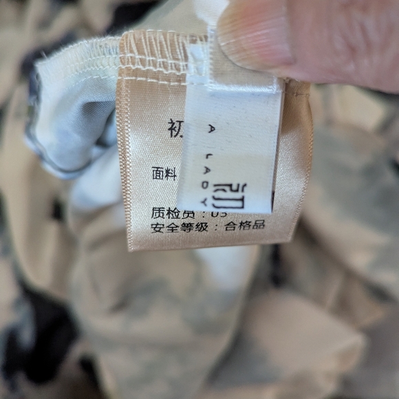 A Lady 100% Silk Maxi Sleeveless Dress - Picture 15 of 15